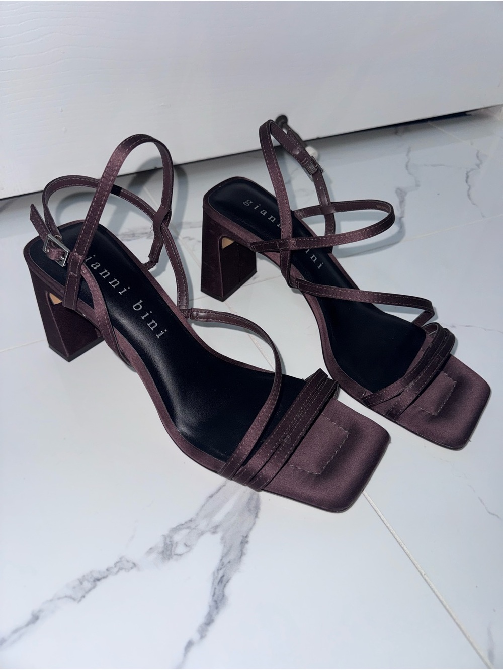 Brown Gianni Bini Heels!